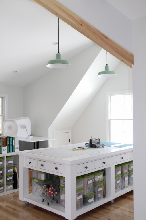 porcelain_pendant_lighting_cord_hung-683x1024-512x768.jpg