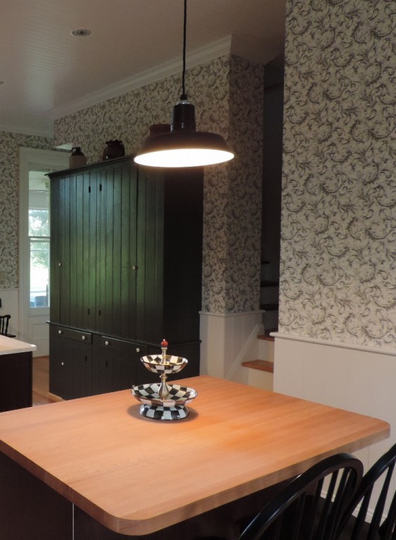 barn_light_original_kitchen_pendant_lighting-563x768.jpg