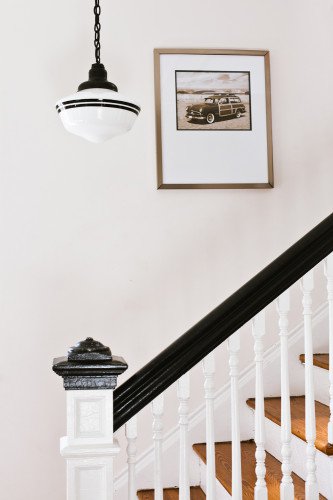 schoolhouse_chain_hung_pendant.jpg