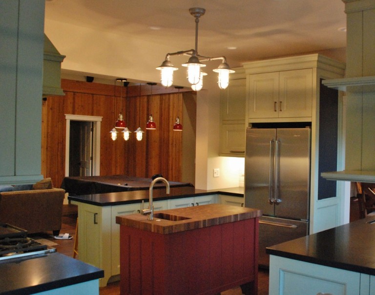 industrial_lighting_ceiling_pendants-1024x804-768x603.jpg