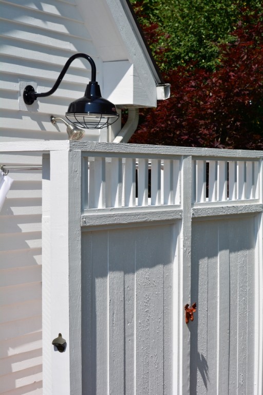 porcelain_enamel_gooseneck_light_avalon-683x1024-512x768.jpg