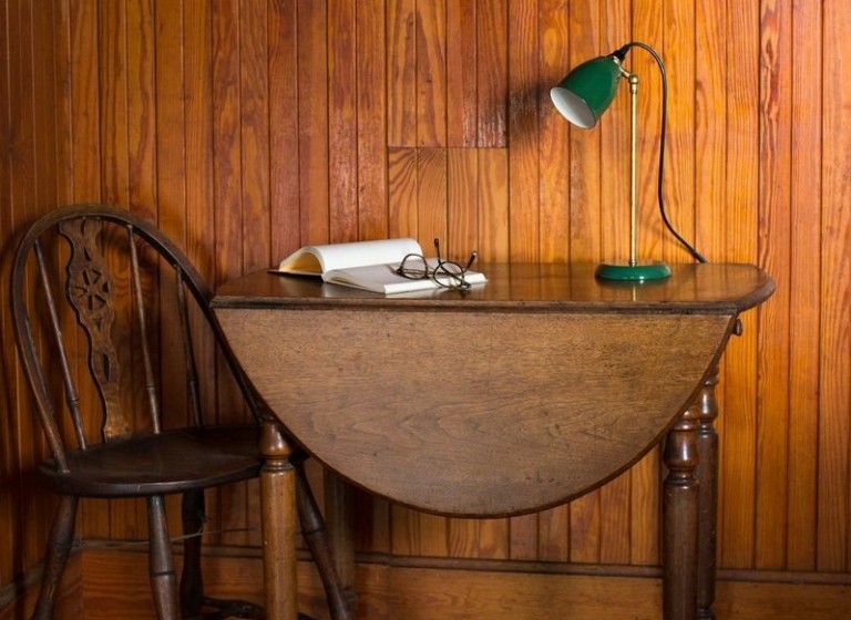 lovell-task-lamp-vintage-green-768x560.jpg
