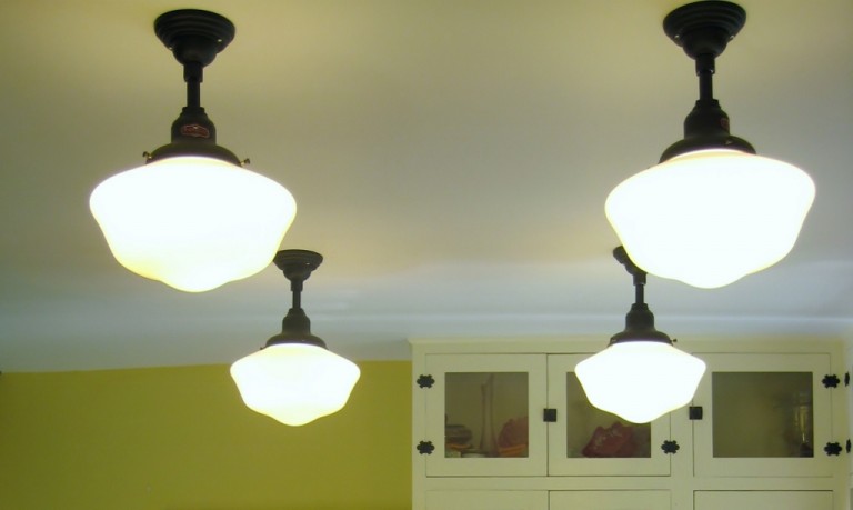 schoolhouse_lights_kitchen_lighting-768x459.jpg
