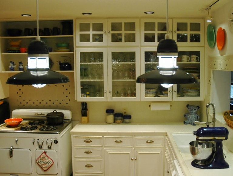 pendant_lighting_ceiling_lights-768x582.jpg