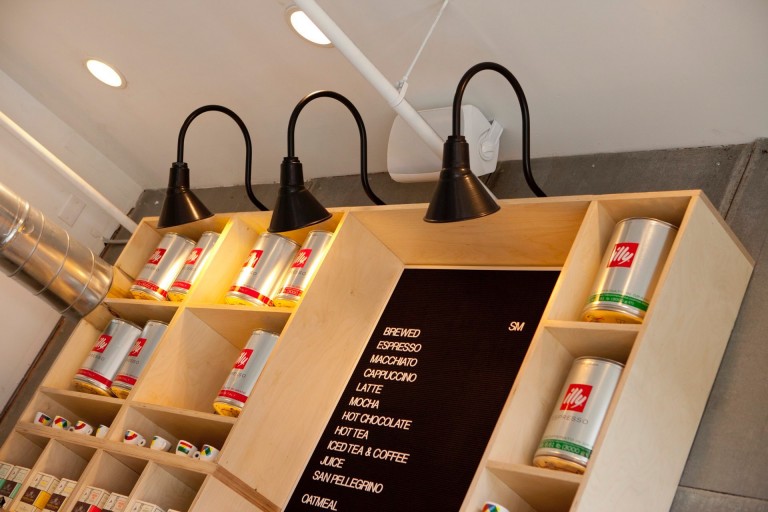 sign_lights_restaurant_lights-768x512.jpg