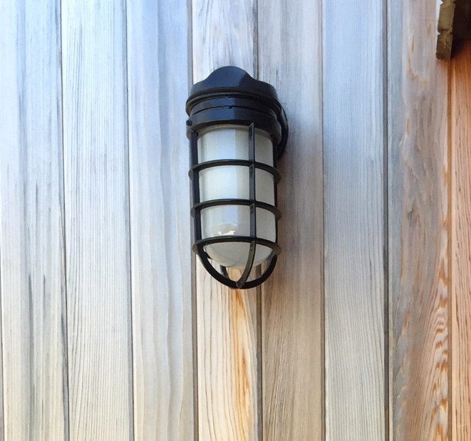 nautical_wall_sconce_lighting-661x619.jpg