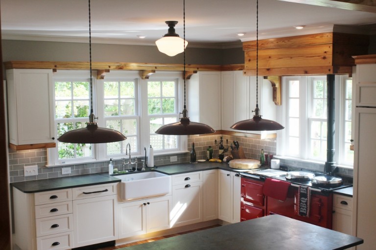 porcelain_pendant_lighting_kitchen-768x512.jpg