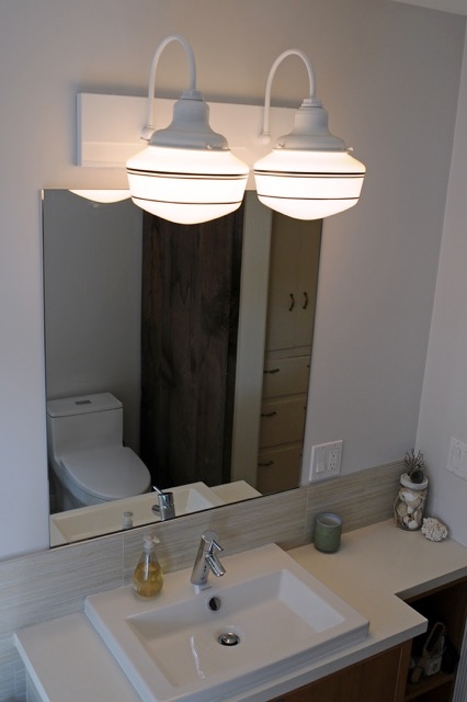 schoolhouse_vanity_lighting_bath_lights.jpeg