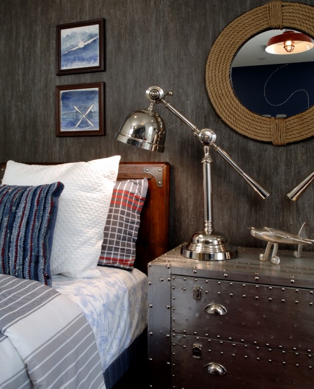 vintage_pendant_lights_american_made_lighting-825x1024-619x768.jpg