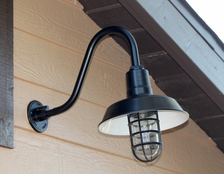 original_gooseneck_barn_light-768x598.jpg