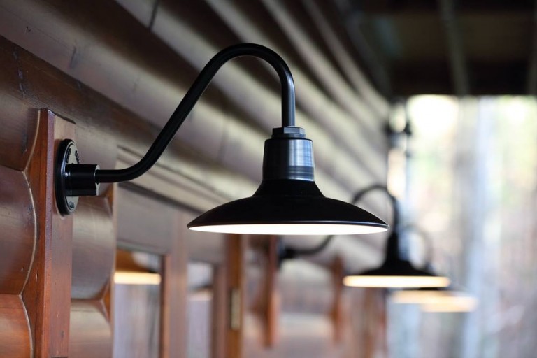 american_made_gooseneck_barn_lights-768x512.jpg