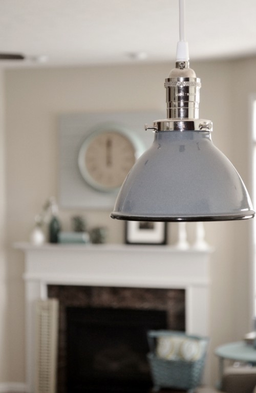 gladstone_porcelain_pendant_light-666x1024-500x768.jpg