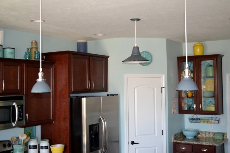porcelain_enamel_pendant_lighting-768x512.jpg