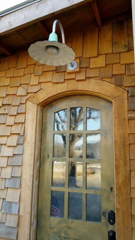 gooseneck barn lights