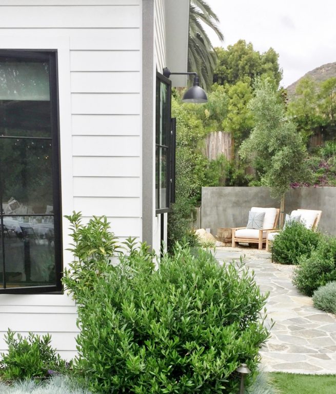 exterior gooseneck lights