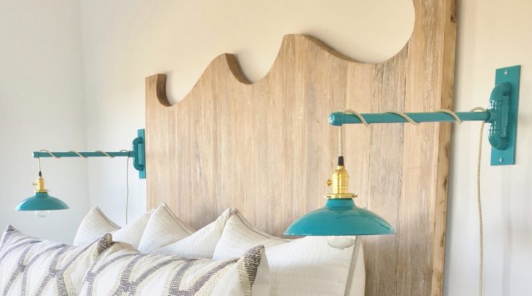 swing arm wall sconce