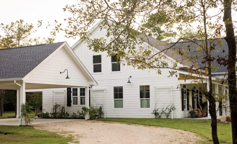 gooseneck barn lighting