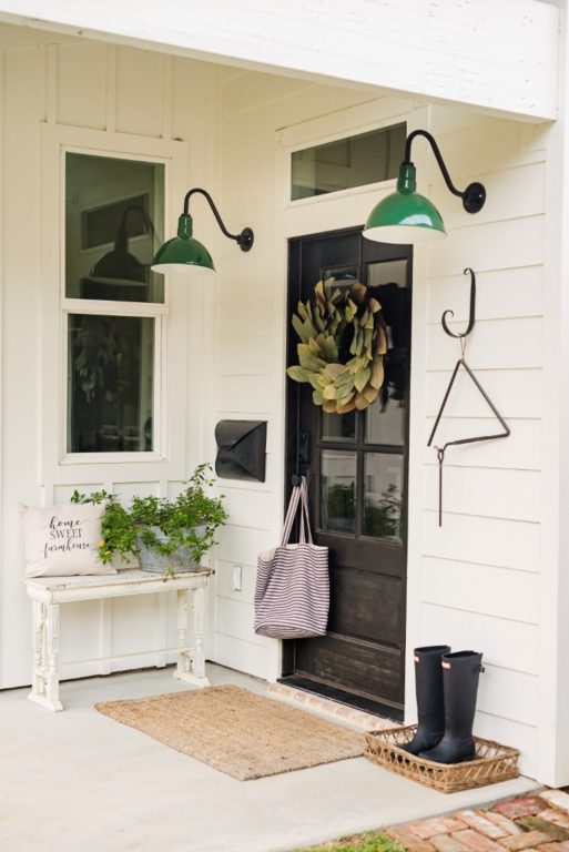 gooseneck barn lights