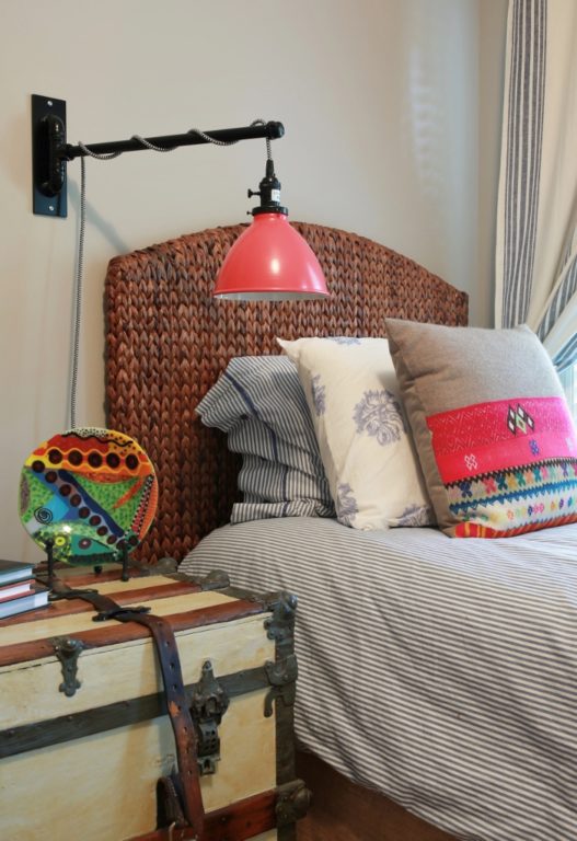 swing arm wall sconce