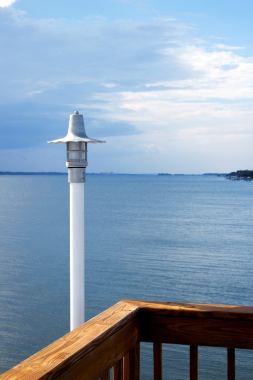 radial wave post mount light