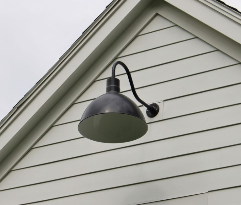 gooseneck barn light