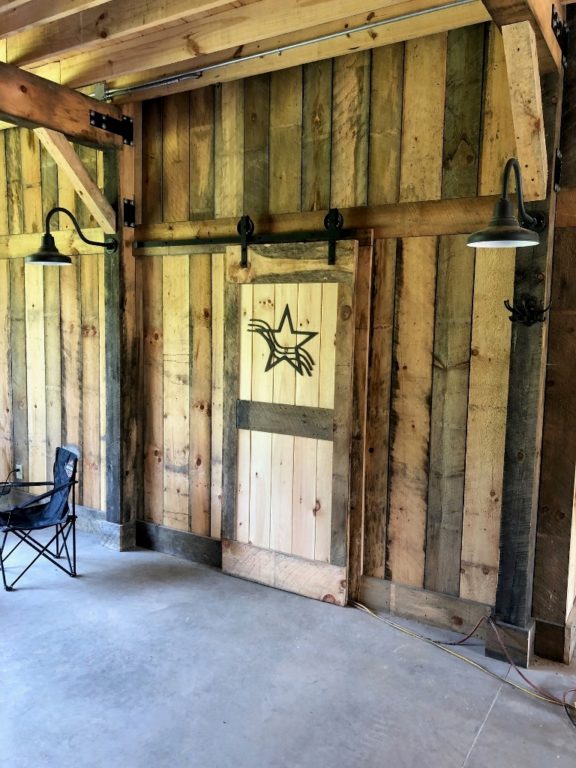 gooseneck barn lights