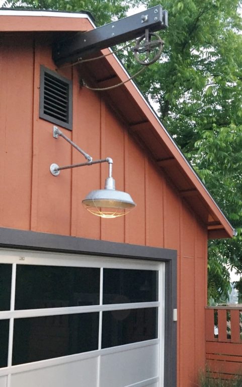 gooseneck barn light