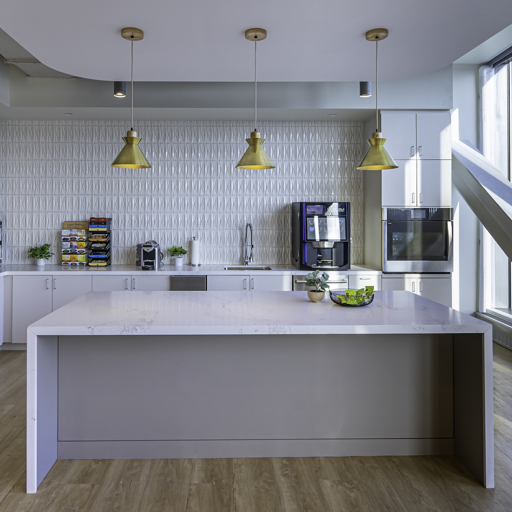 Manhattan Wooden Top Pendant