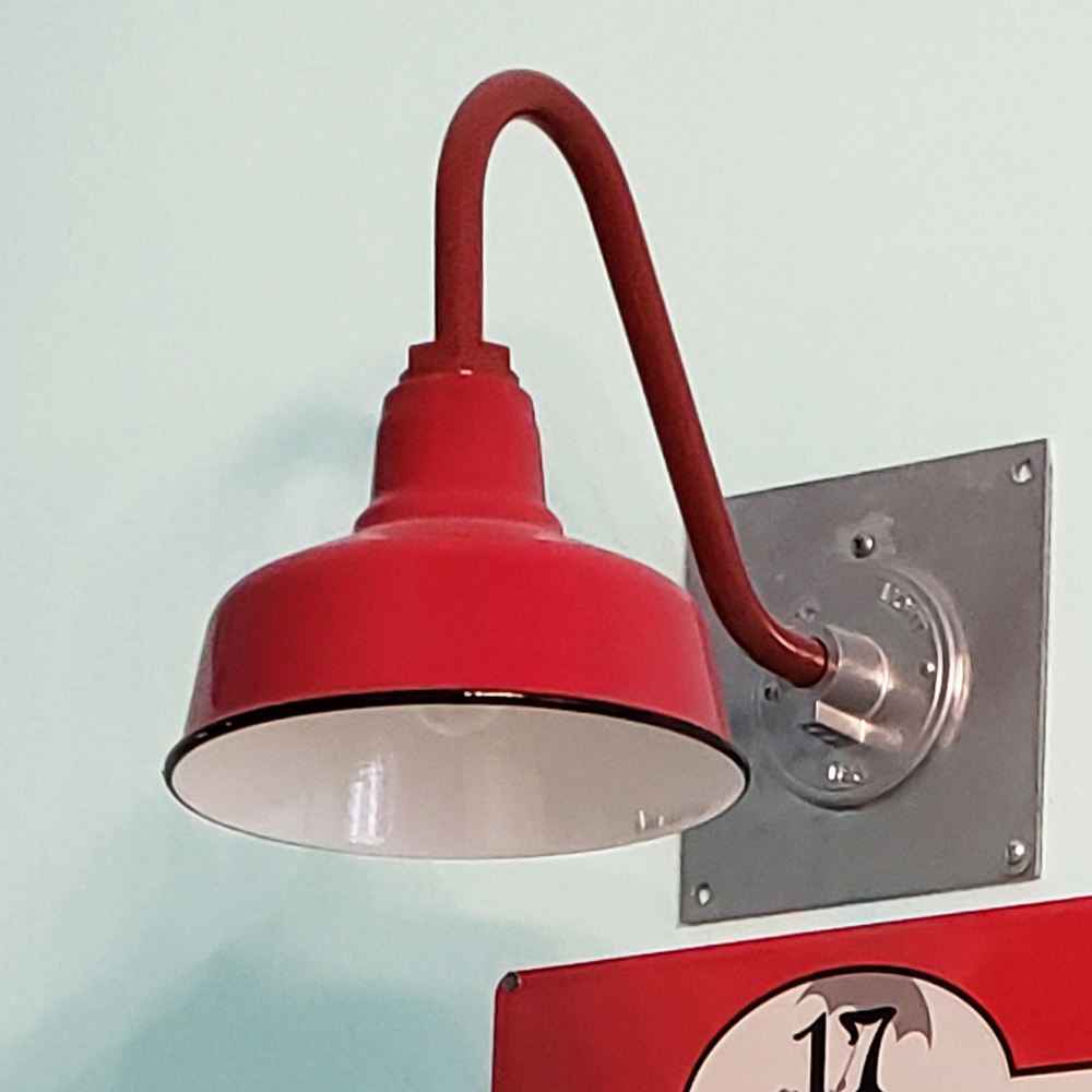 Esso Gooseneck Light