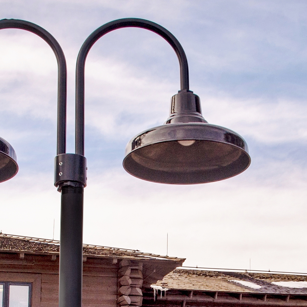 Union Double Post Mount Light