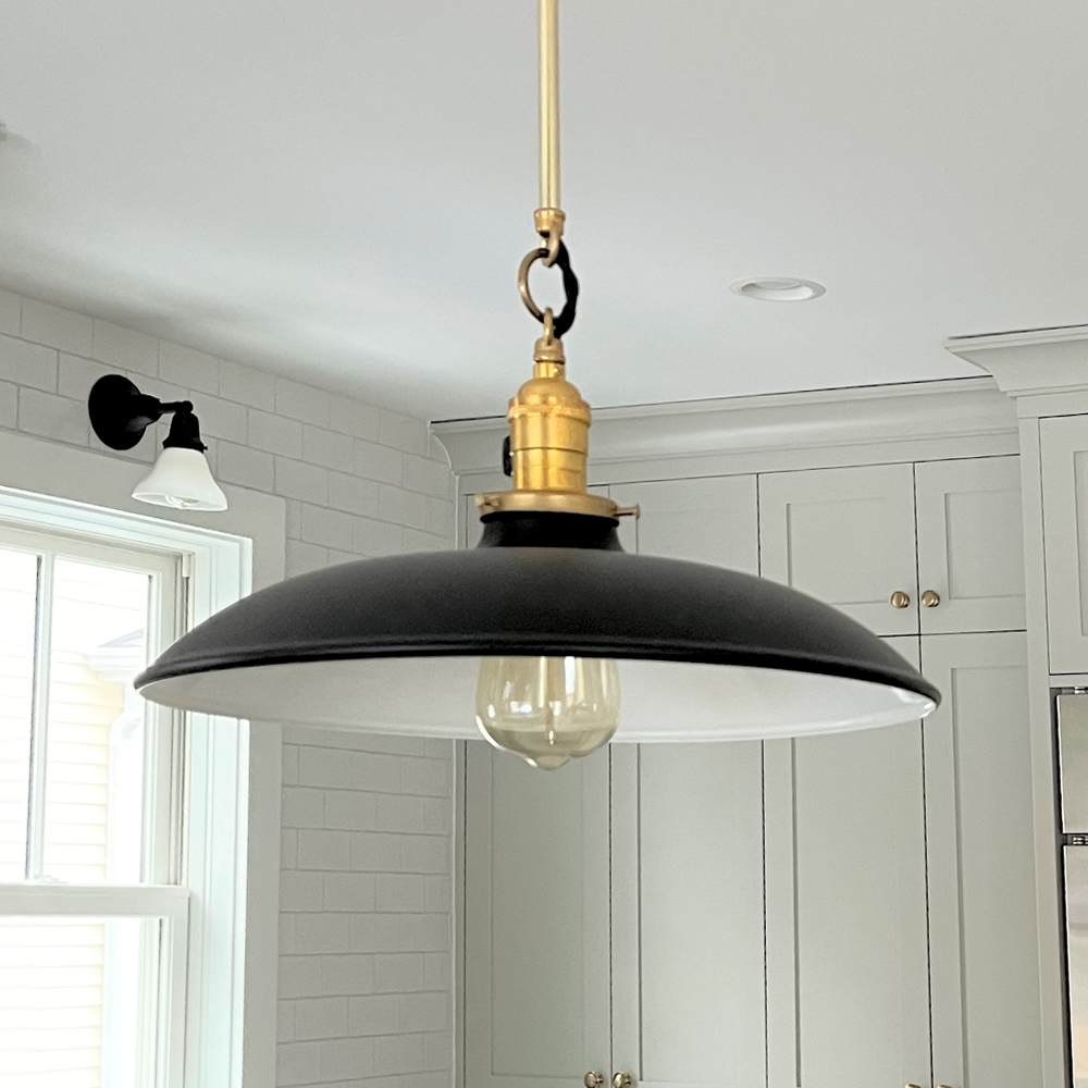 Sinclair Stem & Loop Pendant