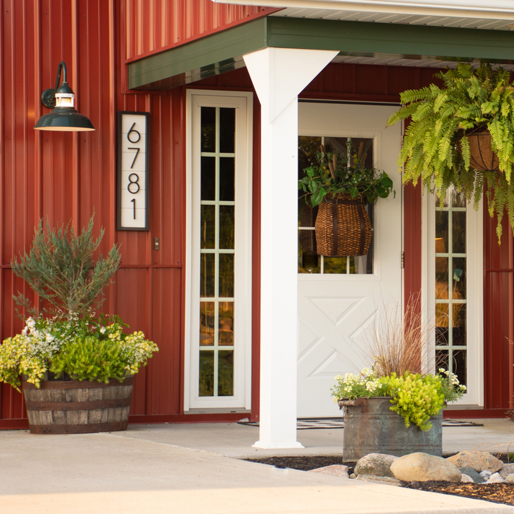 Outback Gooseneck Light