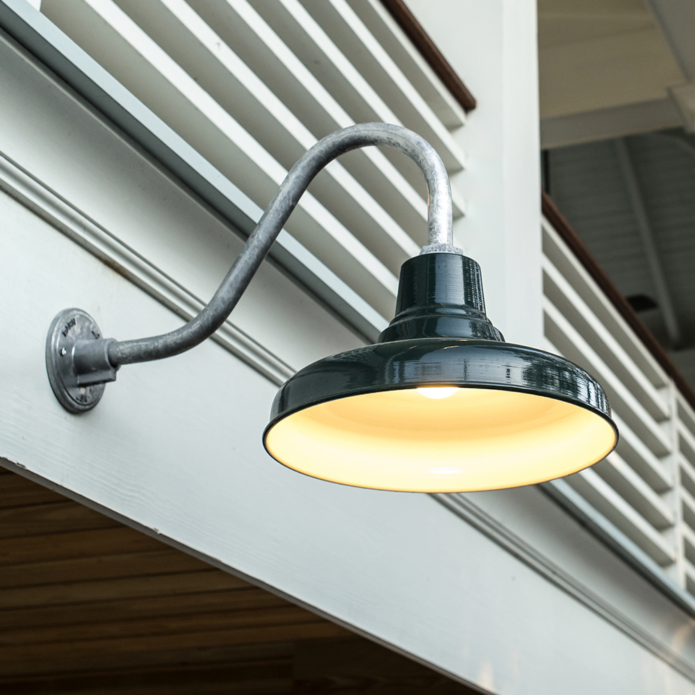 Union Gooseneck Light