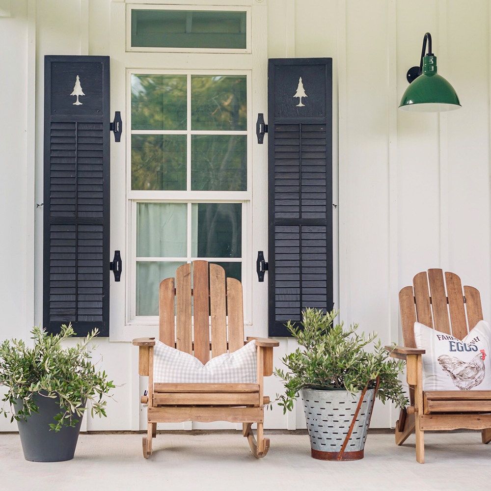 Wilcox Gooseneck Light