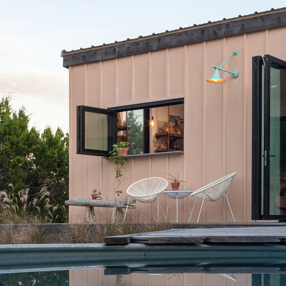 Aero Gooseneck Light