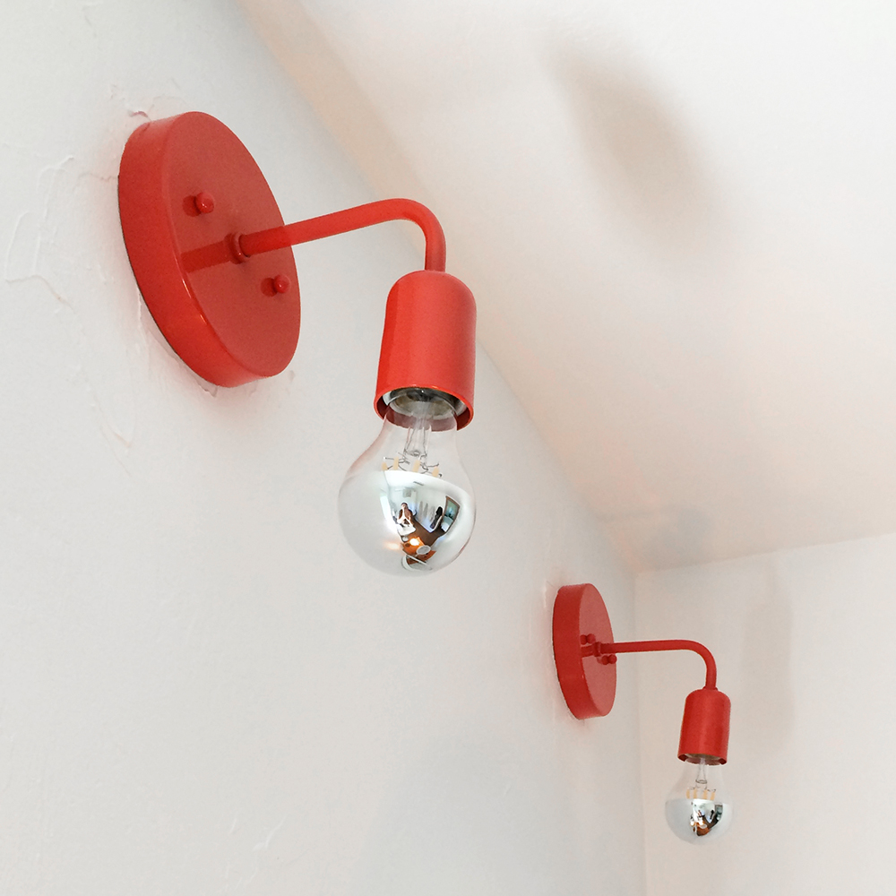 Downtown Minimalist Wall Sconce