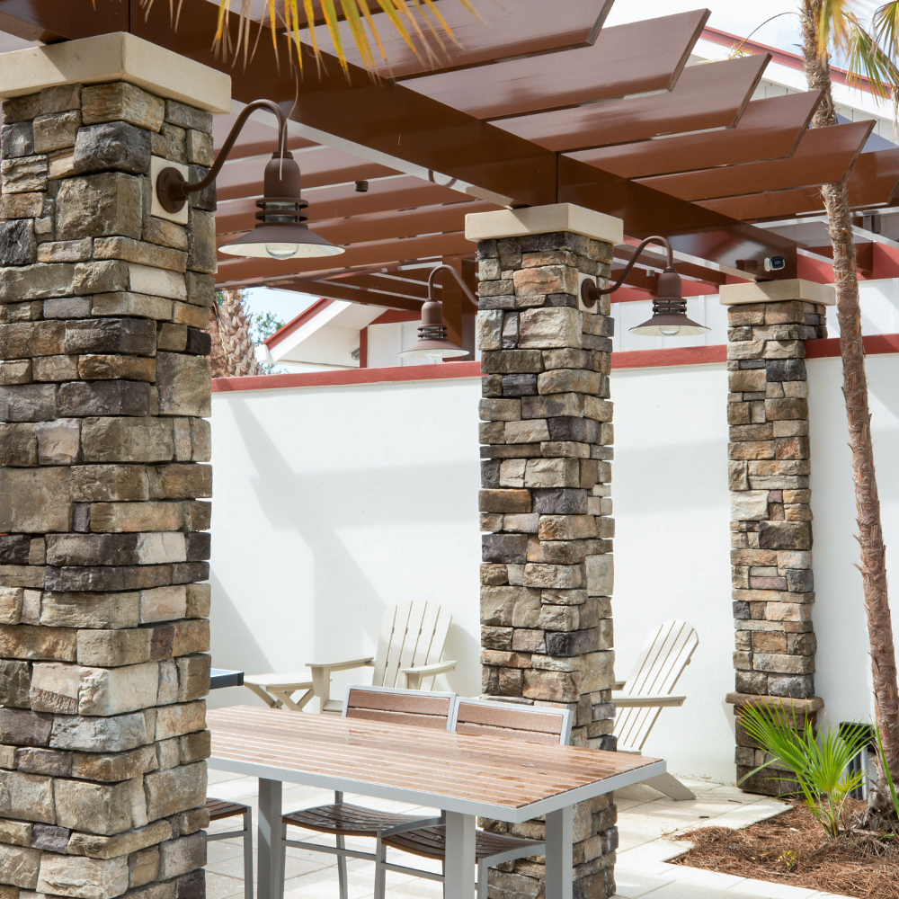 Cherokee Uplight Gooseneck Light