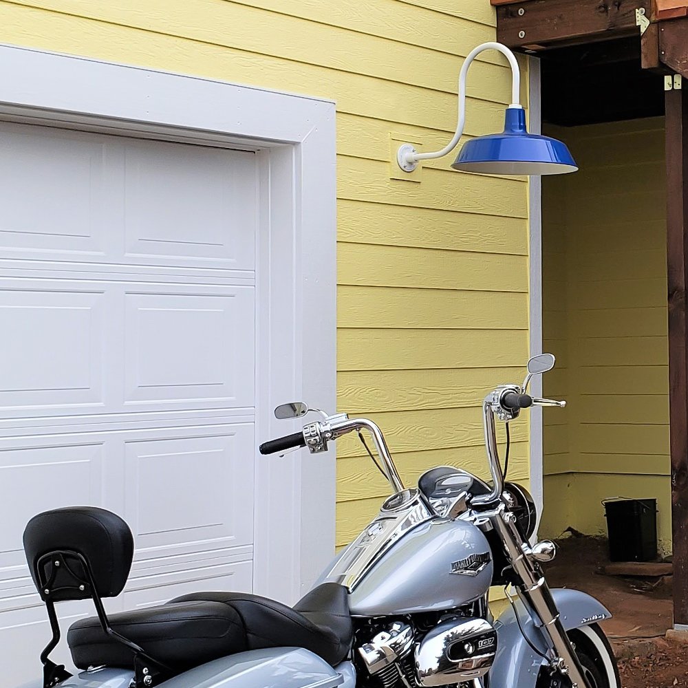 The Original™ Gooseneck Light