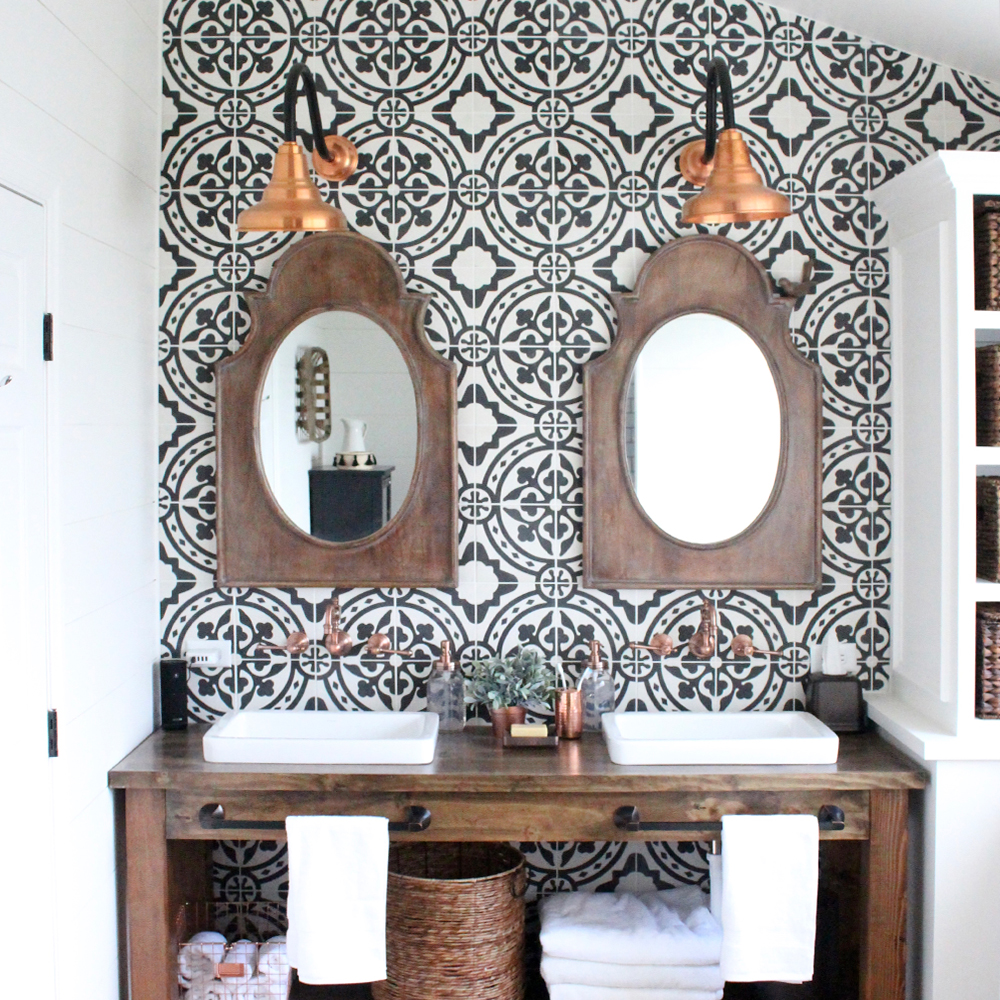 Union Gooseneck Light