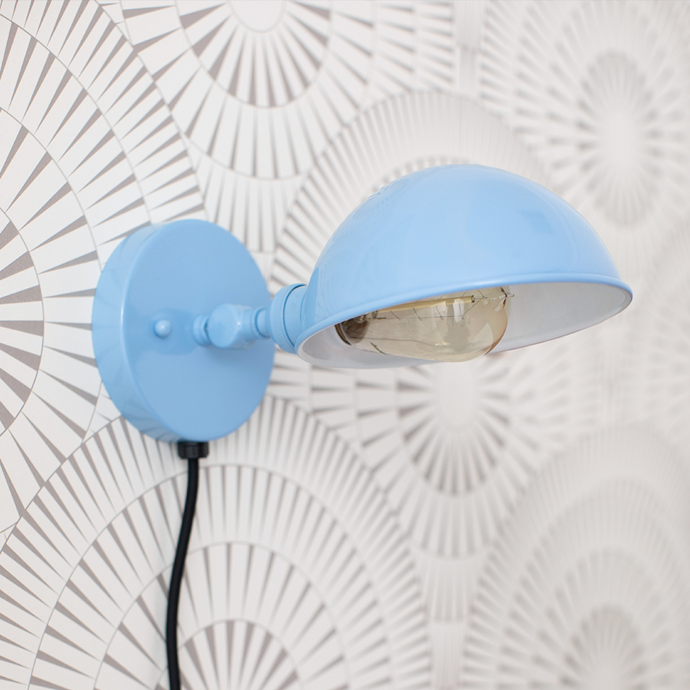 Parabolic Plug-In Sconce 