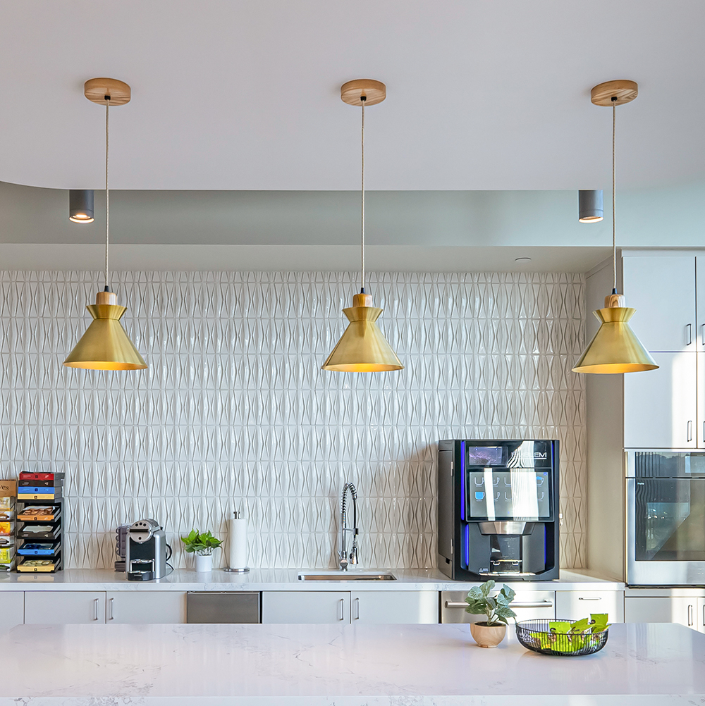 Manhattan Wooden Top Cord Pendant Light