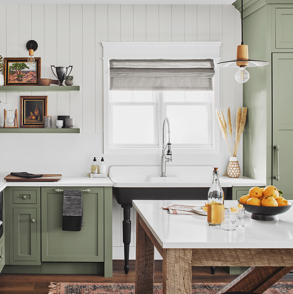 Conoco Draftsman Wooden Top Cord Pendant Light