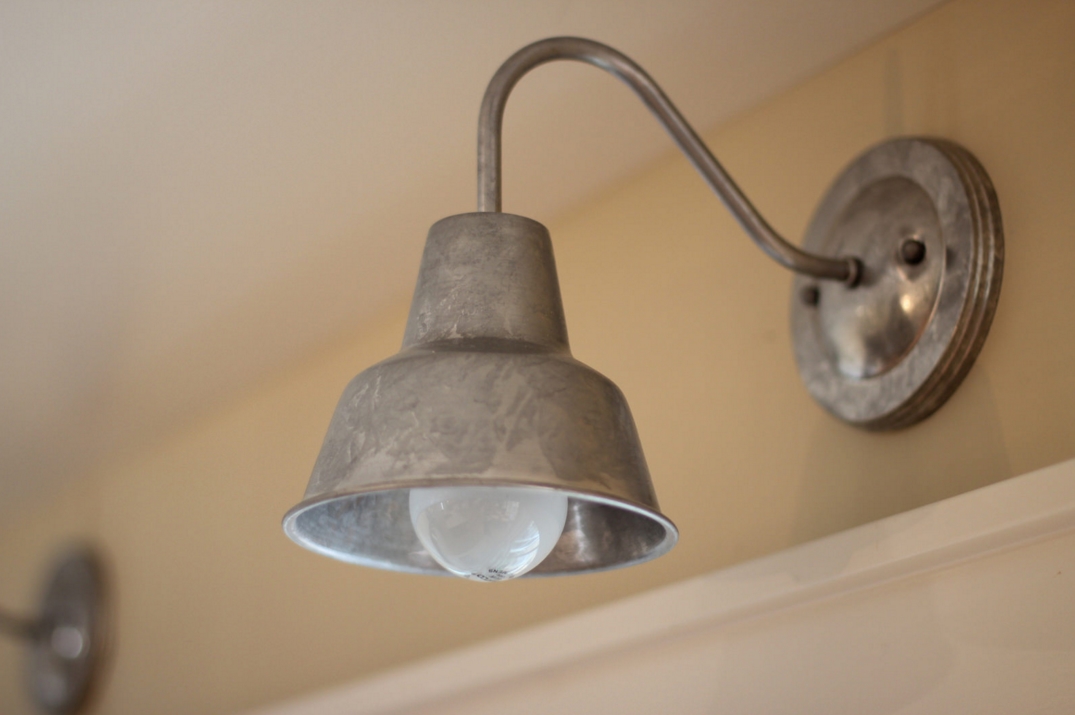 wall mount kitchen sink light