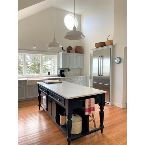 Yankees Bedroom Uses Barn Light Warehouse Pendant, Inspiration