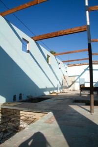 barn_light_electric_extreme_makeover_4