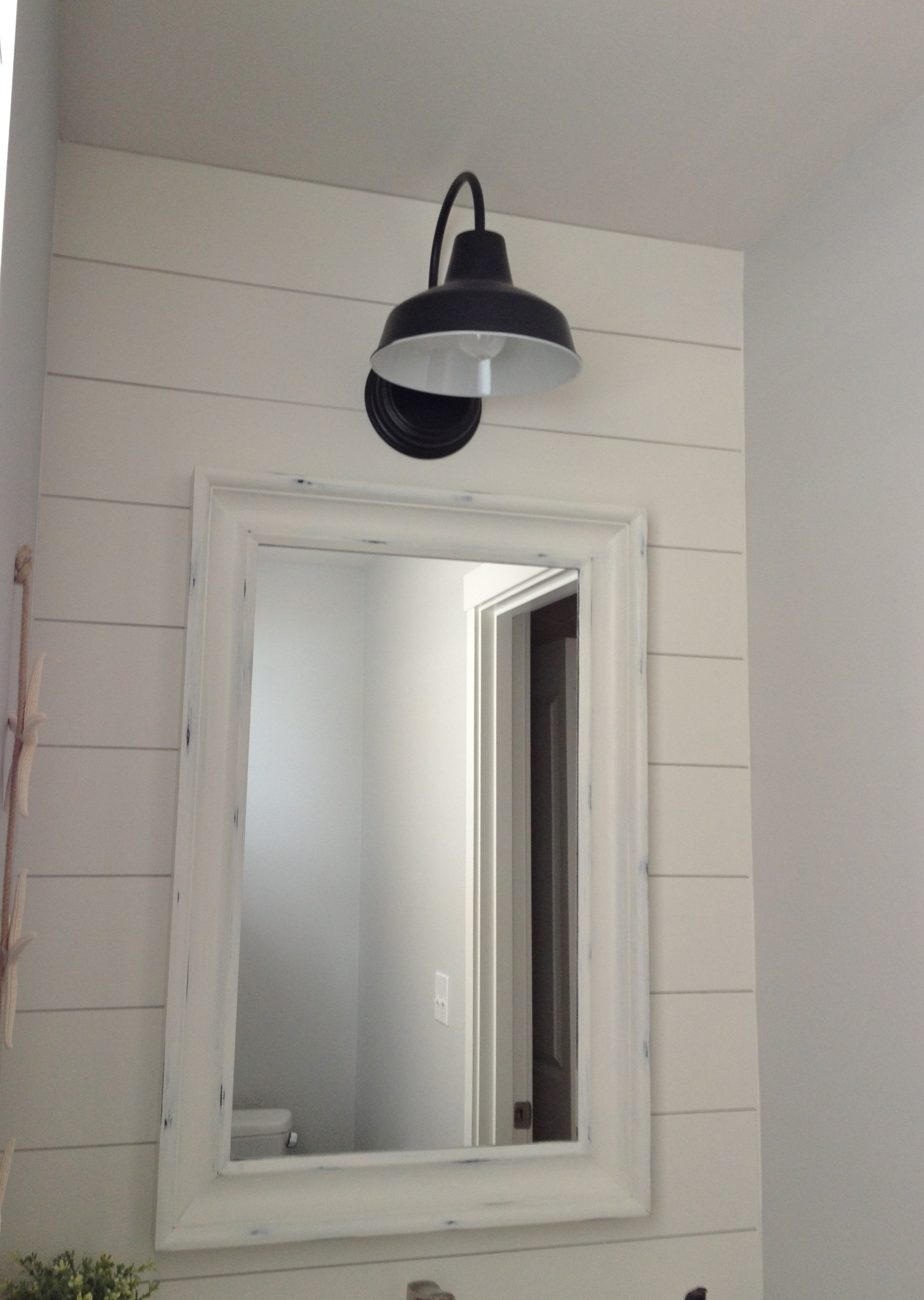 Single sconce bathroom deals lighting