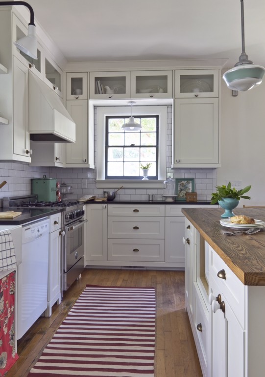 Angle Shades a Risky, Rewarding Choice for Decatur Kitchen Reno ...