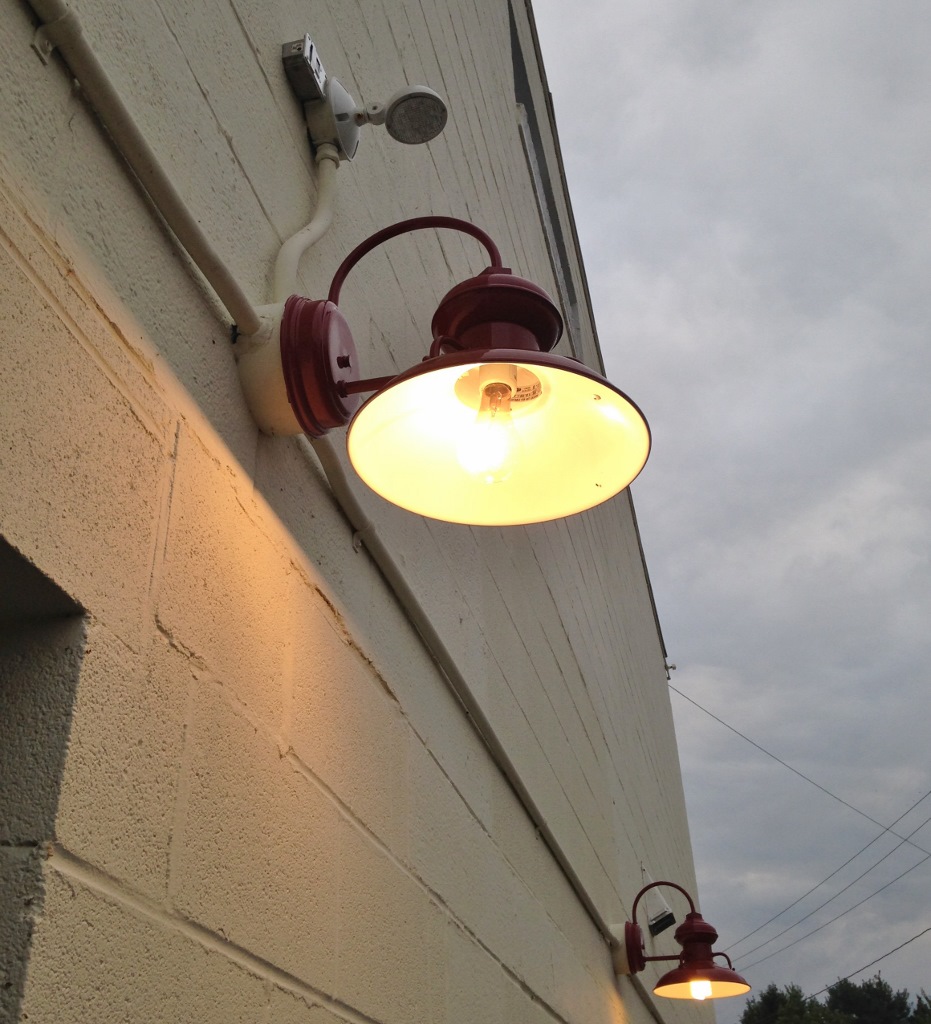 barn_wall_sconce_exterior_lighting.jpg