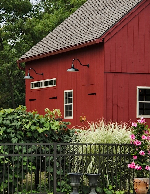 red barn lights