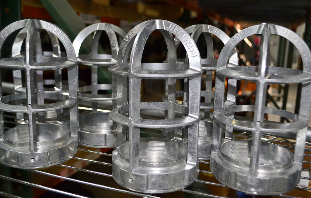 cast guard led light fixture 1024x652